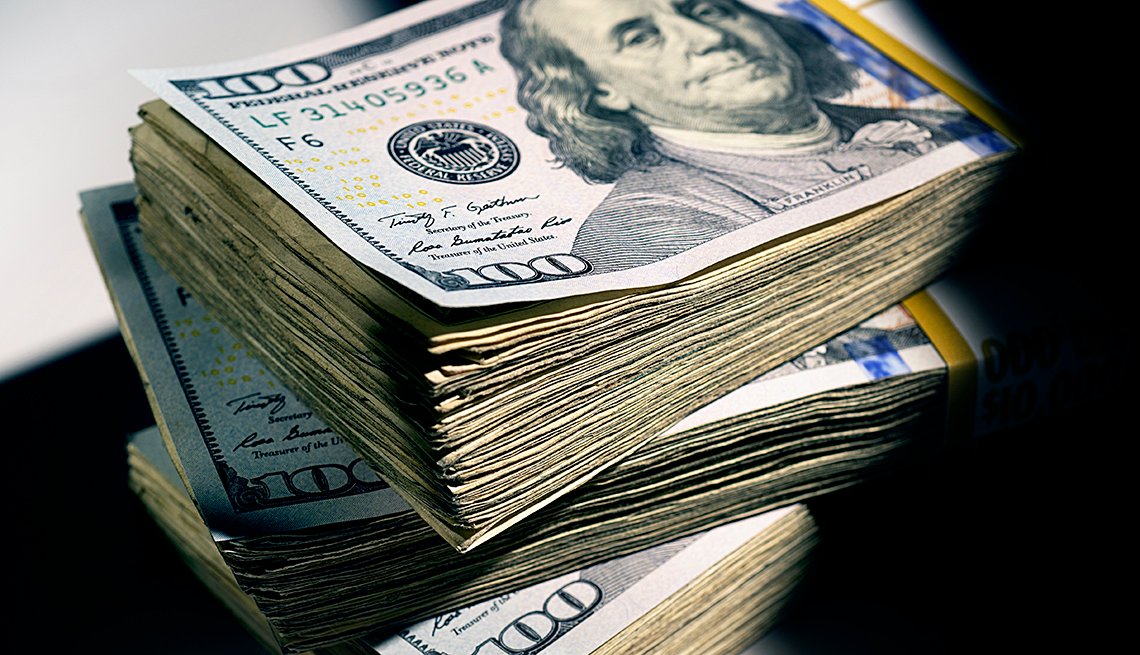 الدولار يقفز .. ارتفاع كبير بسعر الصرف امام الدينار في كربلاء