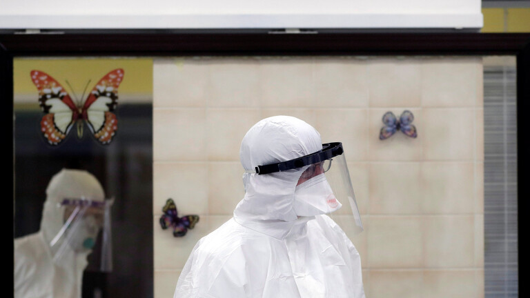 التشيك تسجل رقما قياسيا في إصابات كورونا ليوم واحد