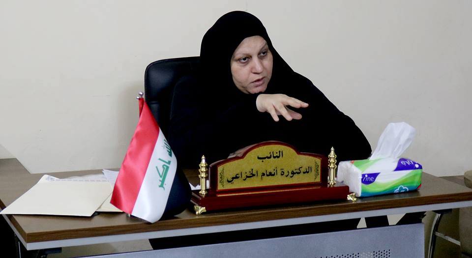 نائبة توجه رسالة للكاظمي بشان الاقتراض