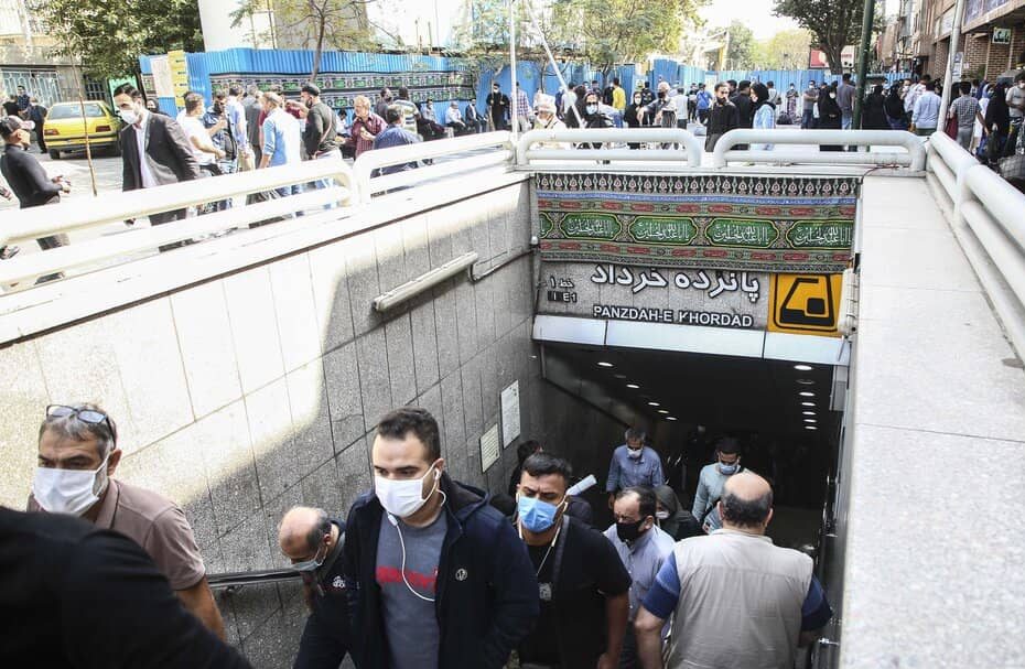 365 وفاة وأكثر من 8 آلاف إصابة جديدة بكورونا في إيران خلال يوم واحد