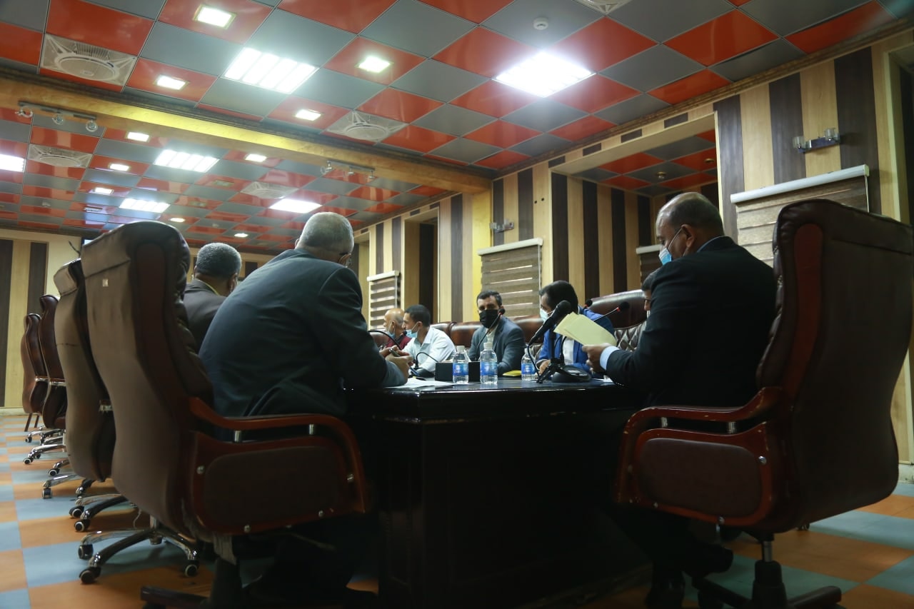 محافظ كربلاء يعلن عن مساعدة المتجاوزين بمبالغ من اجل التحول الى اماكن نظامية (صور)