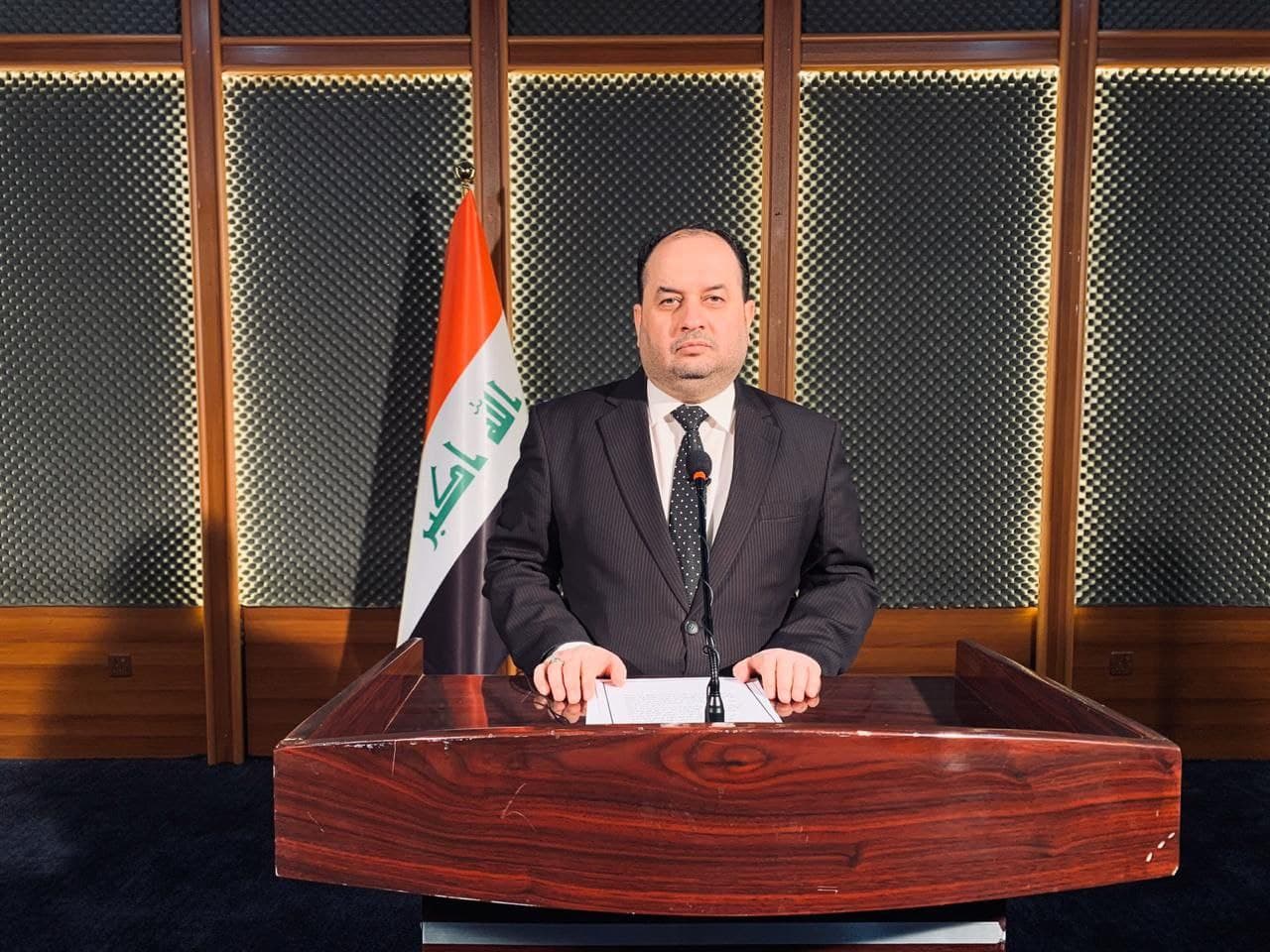 بالوثيقة.. نائب عن البصرة يوجه تحذيراً مشروطاً للحكومة ويتوعدها بـ"جزاءات قانونية"