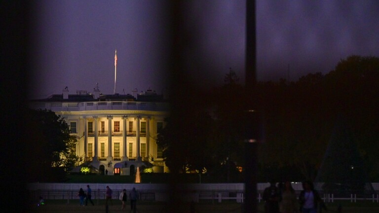 مسؤولة عينها ترامب ترفض السماح لفريق بايدن ببدء عملية انتقال السلطة