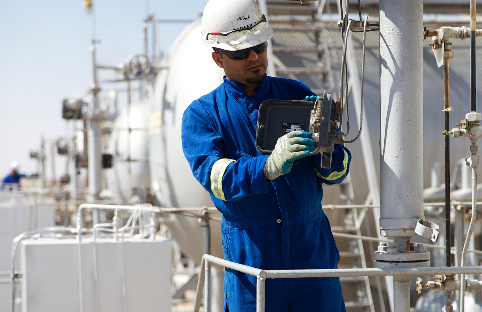 معهد دولي يتوقع حدوث انهيار مالي في العراق خلال العام المقبل ويوضح السبب