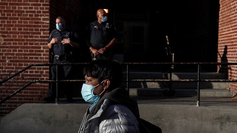 أمريكا تواصل تسجيل الارقام القياسية بإصابات كورونا