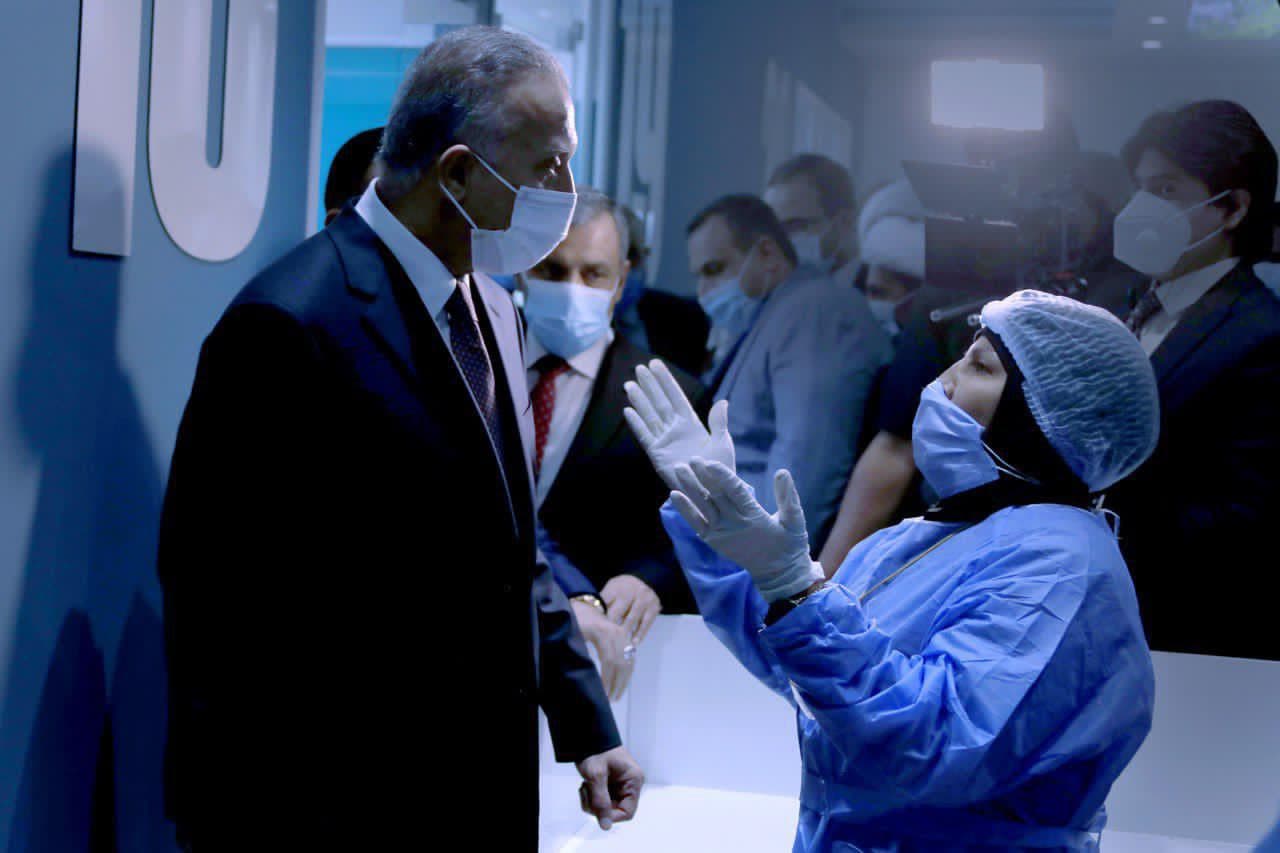 الكاظمي يوجه بصرف رواتب الموظفين لشهري تشرين الاول والثاني