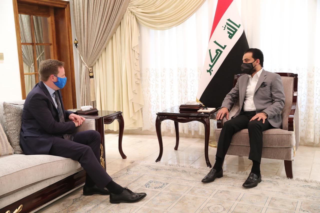 السفير البريطاني للحلبوسي: ندعم استقرار العملية السياسية والمؤسستين التشريعية والتنفيذية