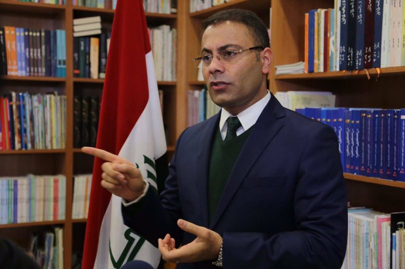 نائب كردي يفتح النار على عائلة بارزاني: أبرمت اتفاقاً يسمح بسرقة النفط لـ50 سنة قادمة