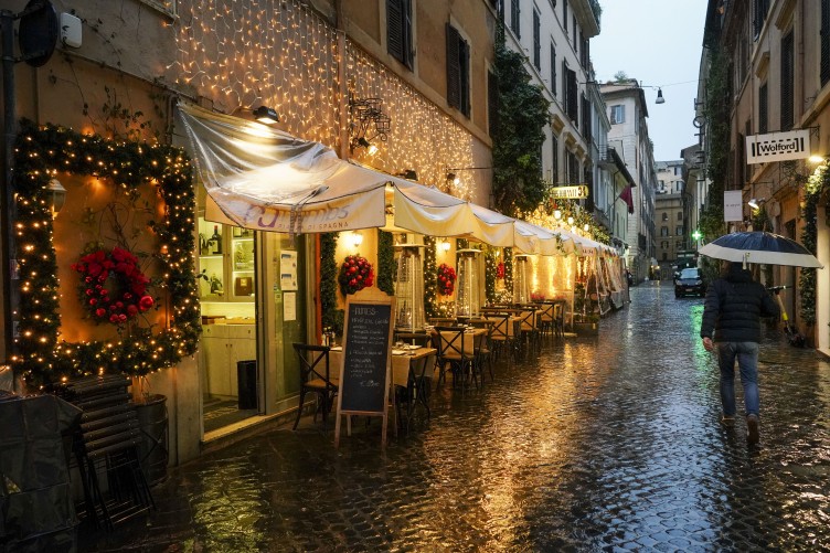 إيطاليا.. 814 وفاة 24099 إصابة جديدة بكورونا