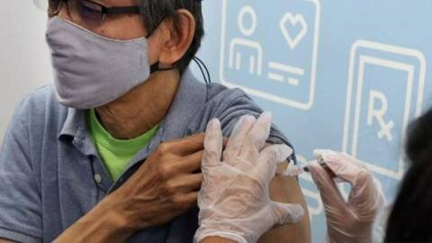 حتى لو أخذت لقاح كورونا.. لماذا عليك مواصلة ارتداء الكمامة؟