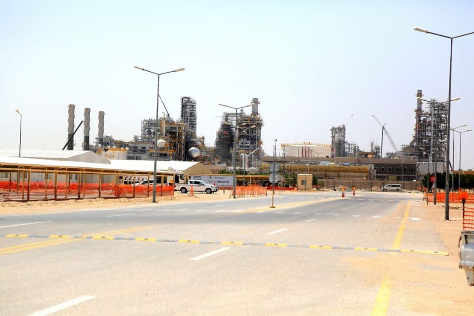 وزارة العمل: 11000 عامل اجنبي في مصفى كربلاء ونسبة العراقيين تصل الى 10% فقط