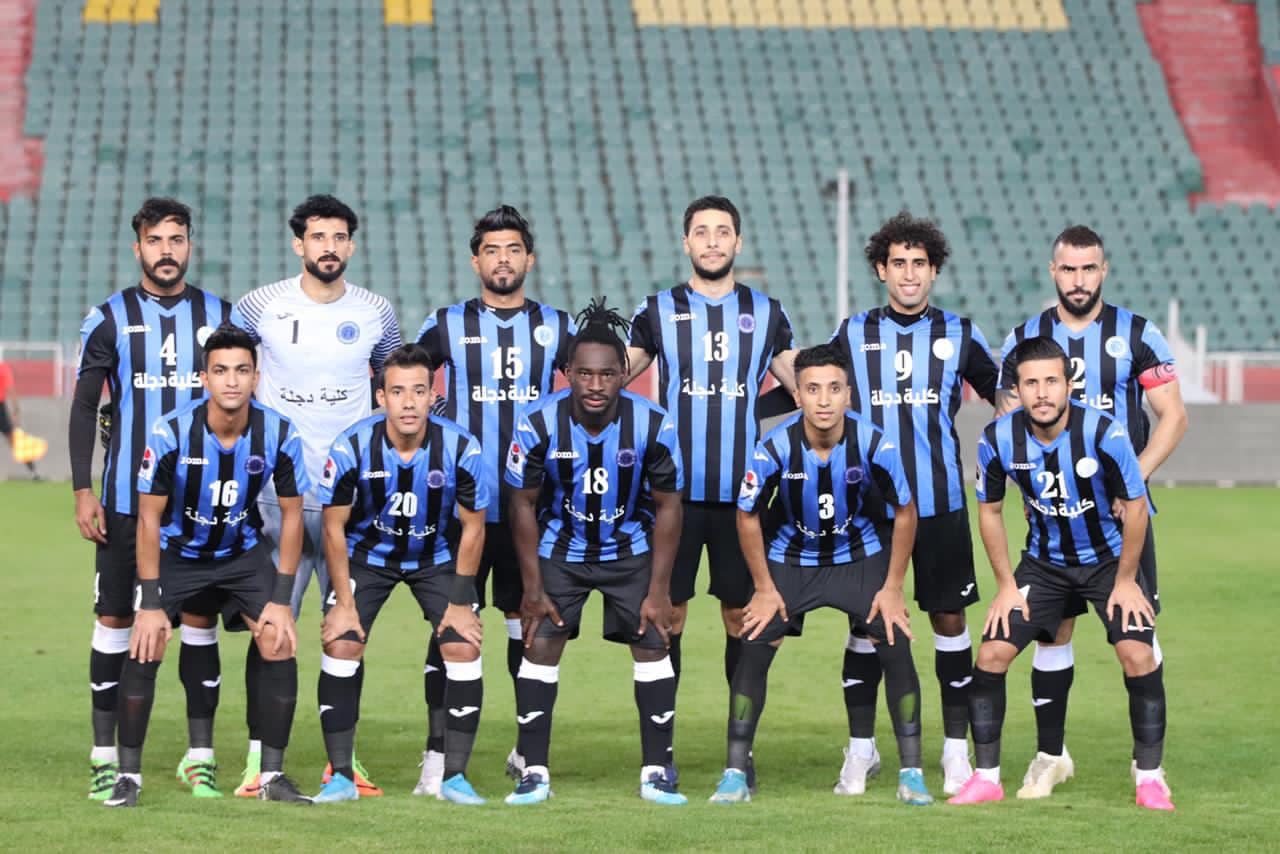 الأنيق الذي تمزقت ثيابه