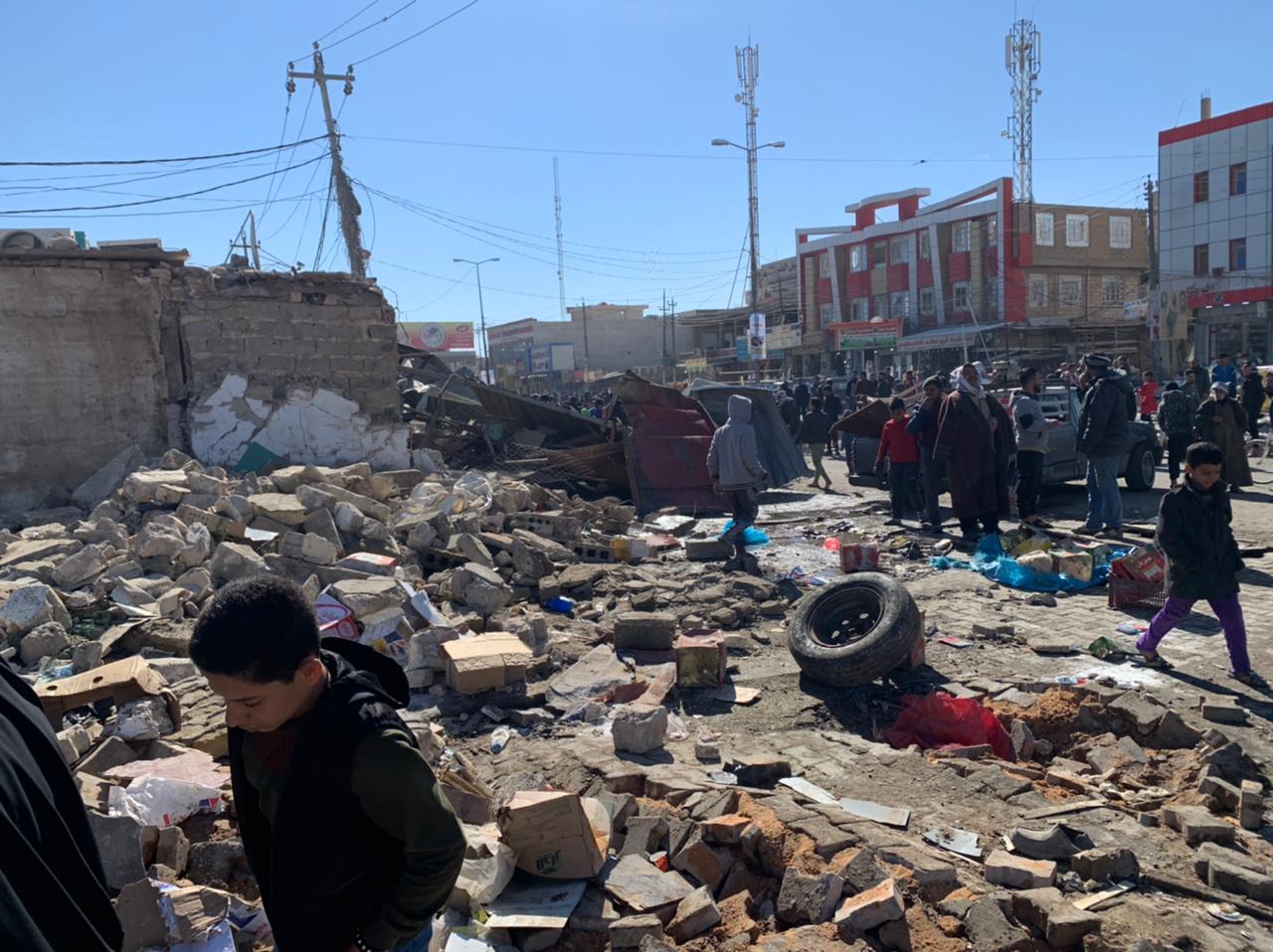 بالصور.. ازالة سوق شعبي كبير في كربلاء