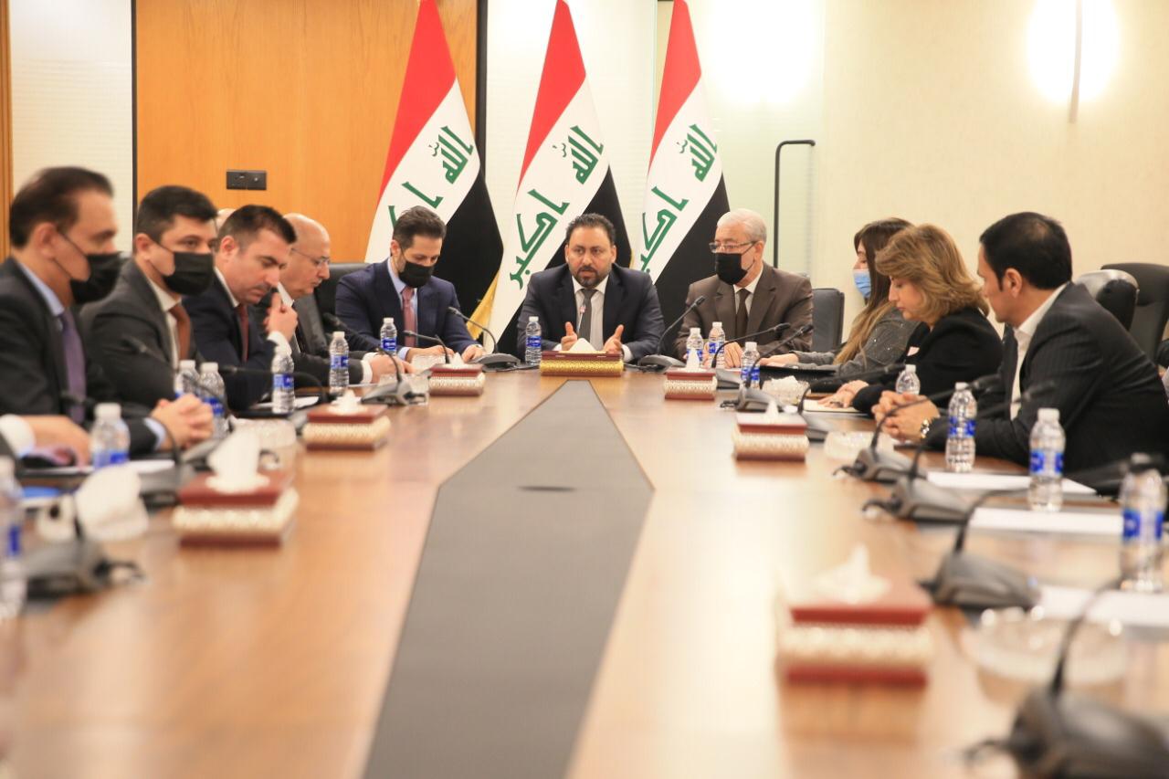 الكعبي يدعو لإبعاد الصراعات عن الموازنة