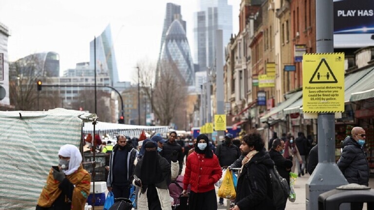 بريطانيا..738 وفاة و12718 إصابة جديدة بكورونا
