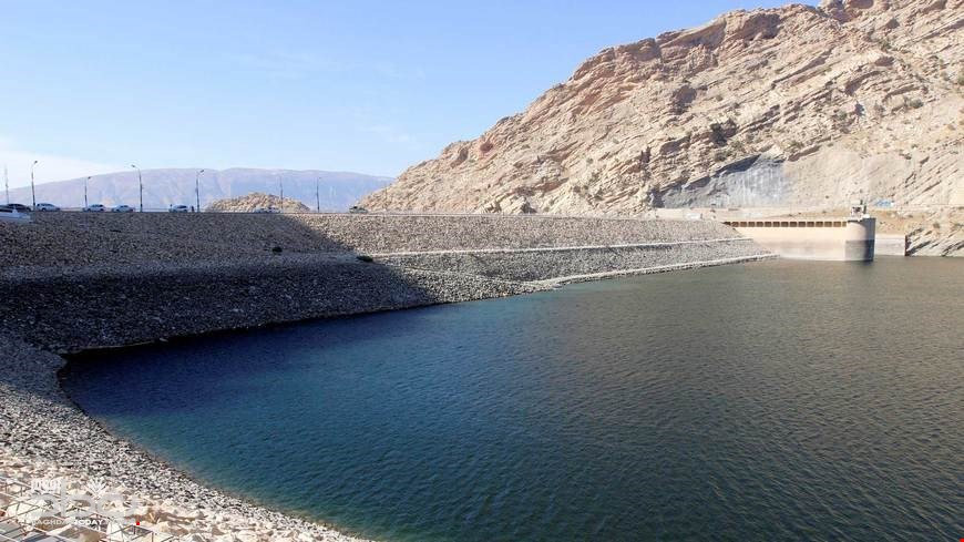 تحذير من مشاريع "السدود الإيرانية" على حدود العراق