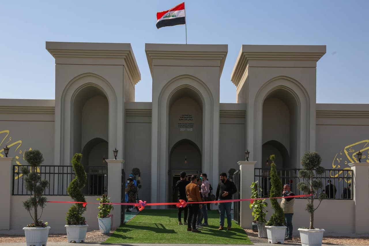 العتبة الحسينية تفتتح مستشفى في الانبار.. ومحافظها يقدم شكره وتقديره الى المرجعية العليا (صور)