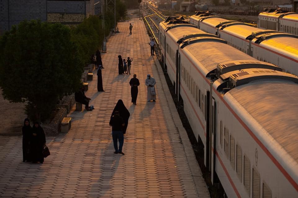 الحسني: الحكومة ماضية باتجاه الربط السككي مع دول الجوار