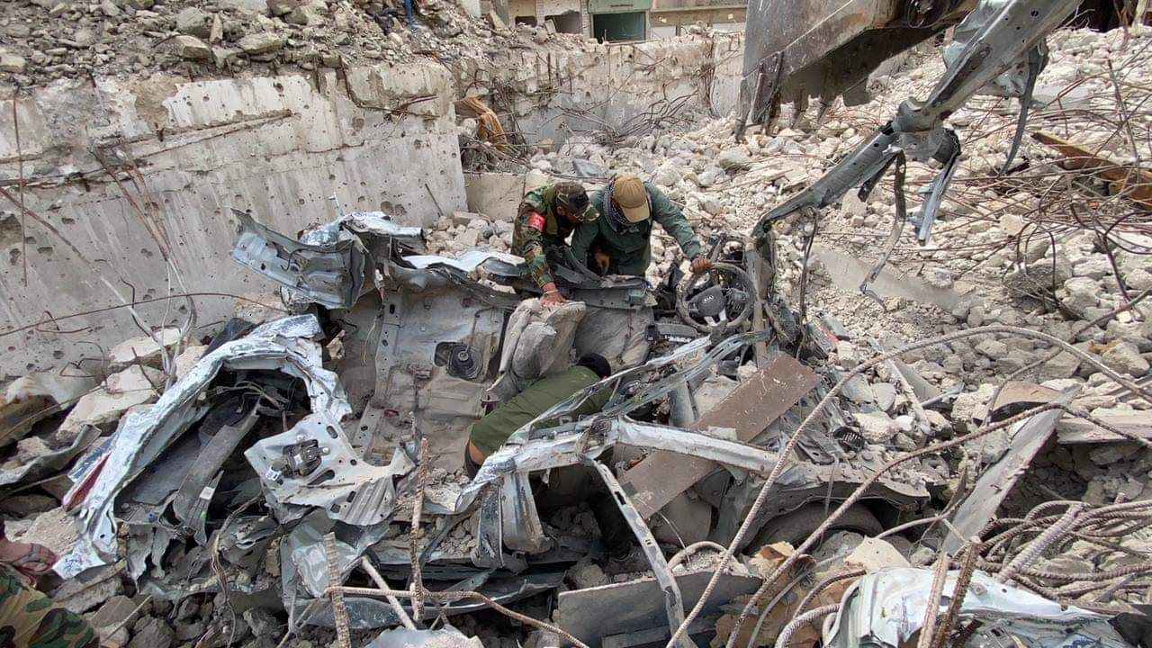 بالصور.. الحشد الشعبي يعثر على سيارات مفخخة في الموصل