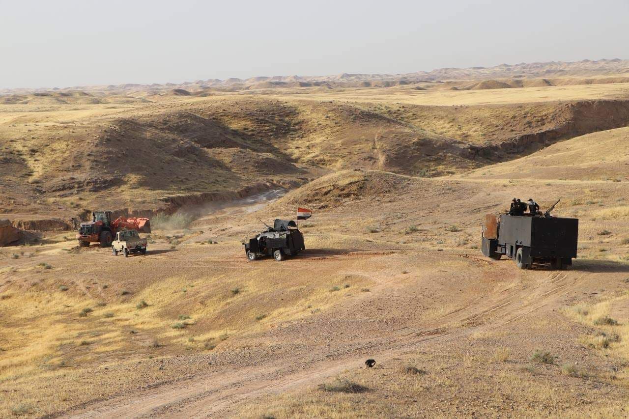 بالصور.. الحشد الشعبي يطلق عملية أمنية في جبال "نفط خانه"