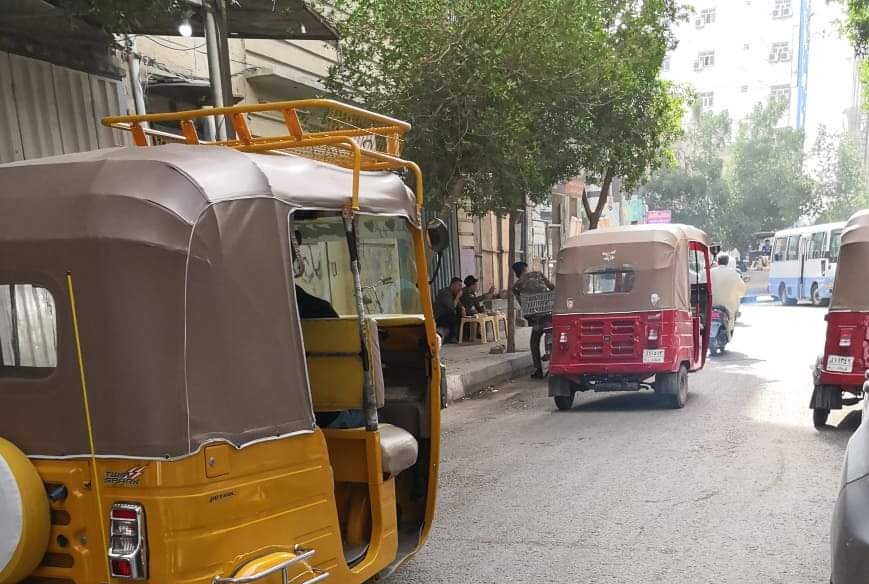 نائب محافظ كربلاء يتحدث عن "فوضى التكاتك" في مركز المدينة ويكشف عن عائديتها !