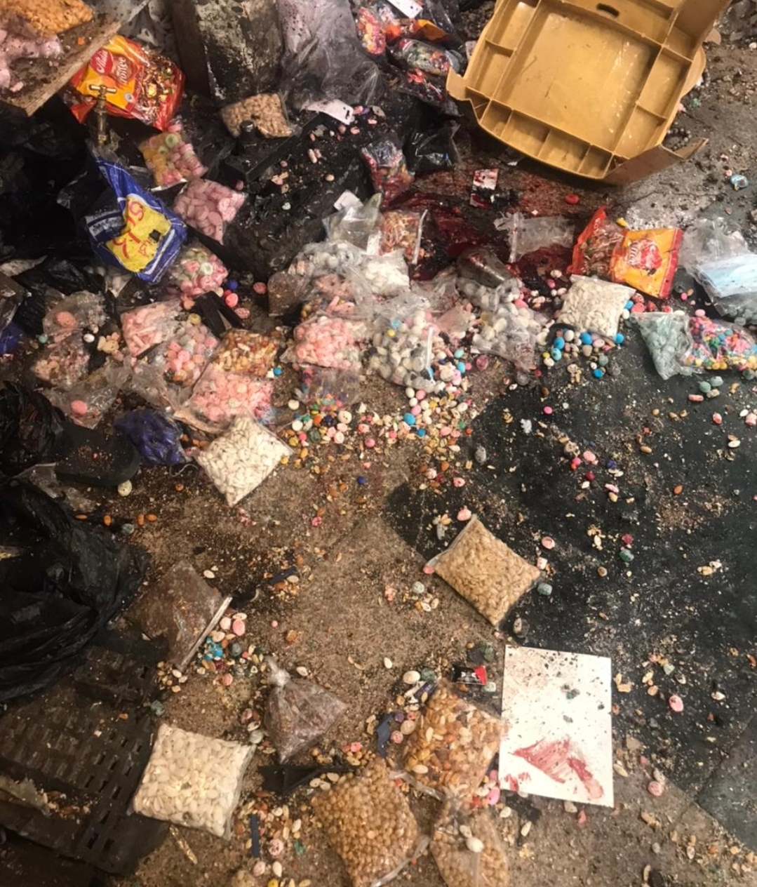 مصابين بانفجار داخل مطعم وسط الكاظمية ببغداد (صور)