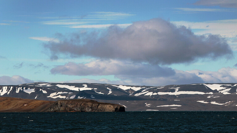 عالم فلك لا يستبعد بداية عصر جليدي جديد !