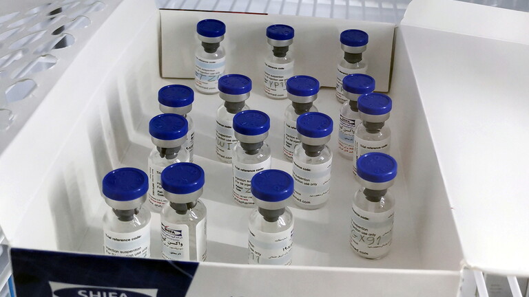 مسؤول صحي إيراني: 12 دولة طلبت شراء اللقاح "كوف إيران بركت"