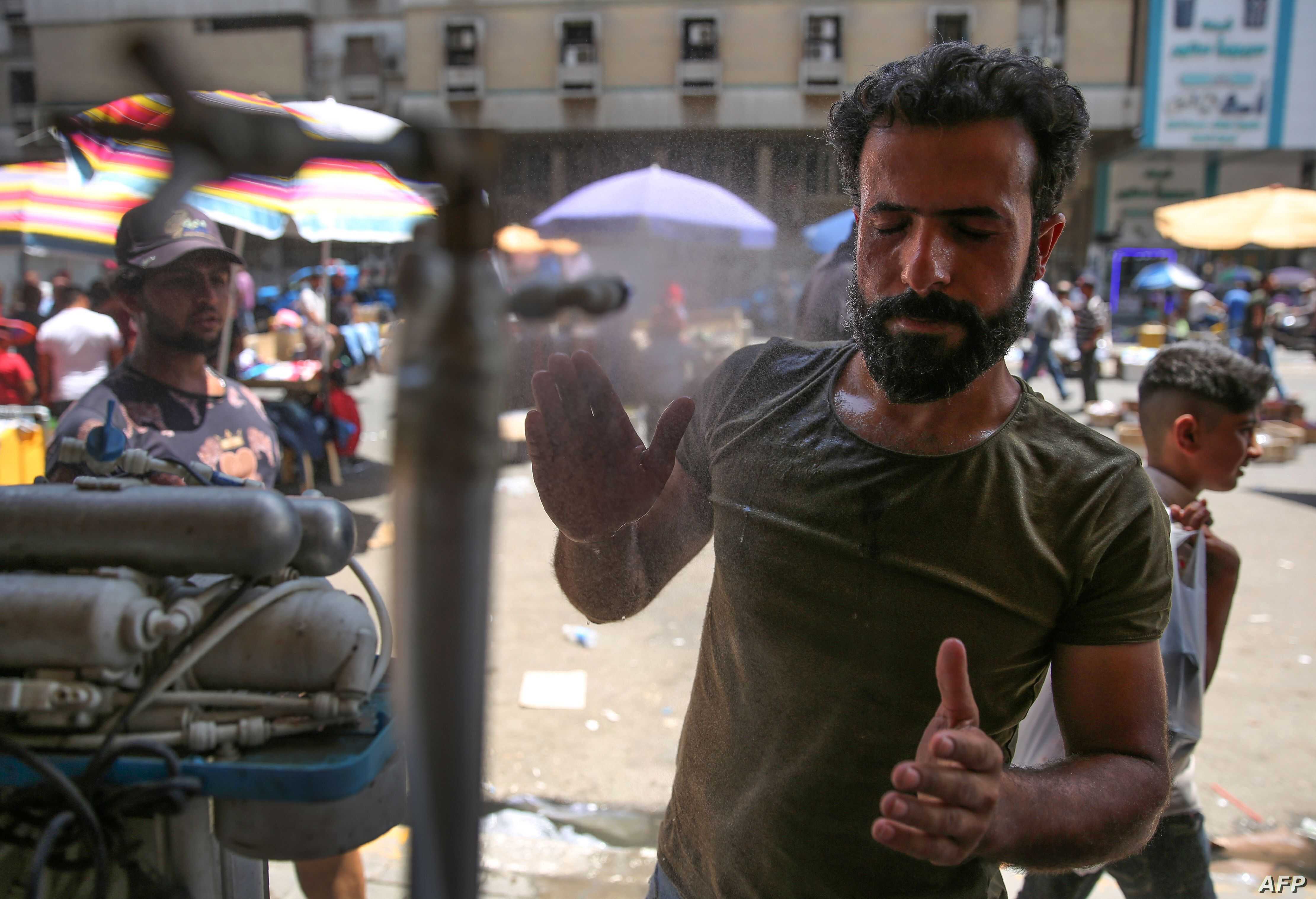 محافظتان عراقيتان تقلصان ساعات الدوام الرسمي "بسبب موجة الحر"