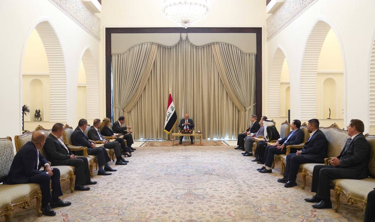 رئيس الجمهورية يحذر من بقايا "داعش" ويدعو لغلق الثغرات الأمنية