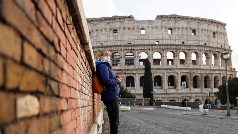 إيطاليا.. إصابات كورونا اليومية تتخطى رقما هو الأعلى منذ الربيع