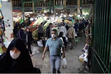 أكثر من 27 ألف إصابة جديدة بكورونا في إيران