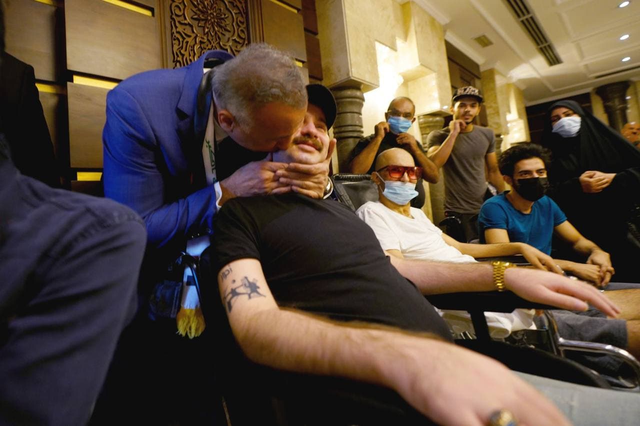 الكاظمي: متظاهرو تشرين تحملوا المسؤولية نيابة عن العراقيين لإيجاد فرصة للتغيير (فيديو)