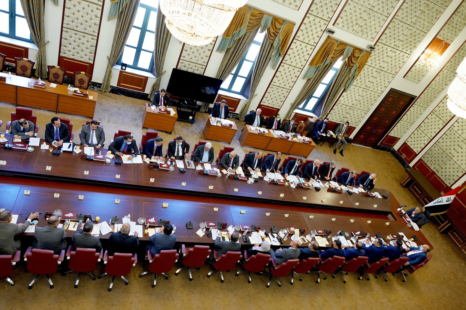 بالتفاصيل.. الحكومة العراقية تتخذ 17 قراراً في جلسة "استثنائية"