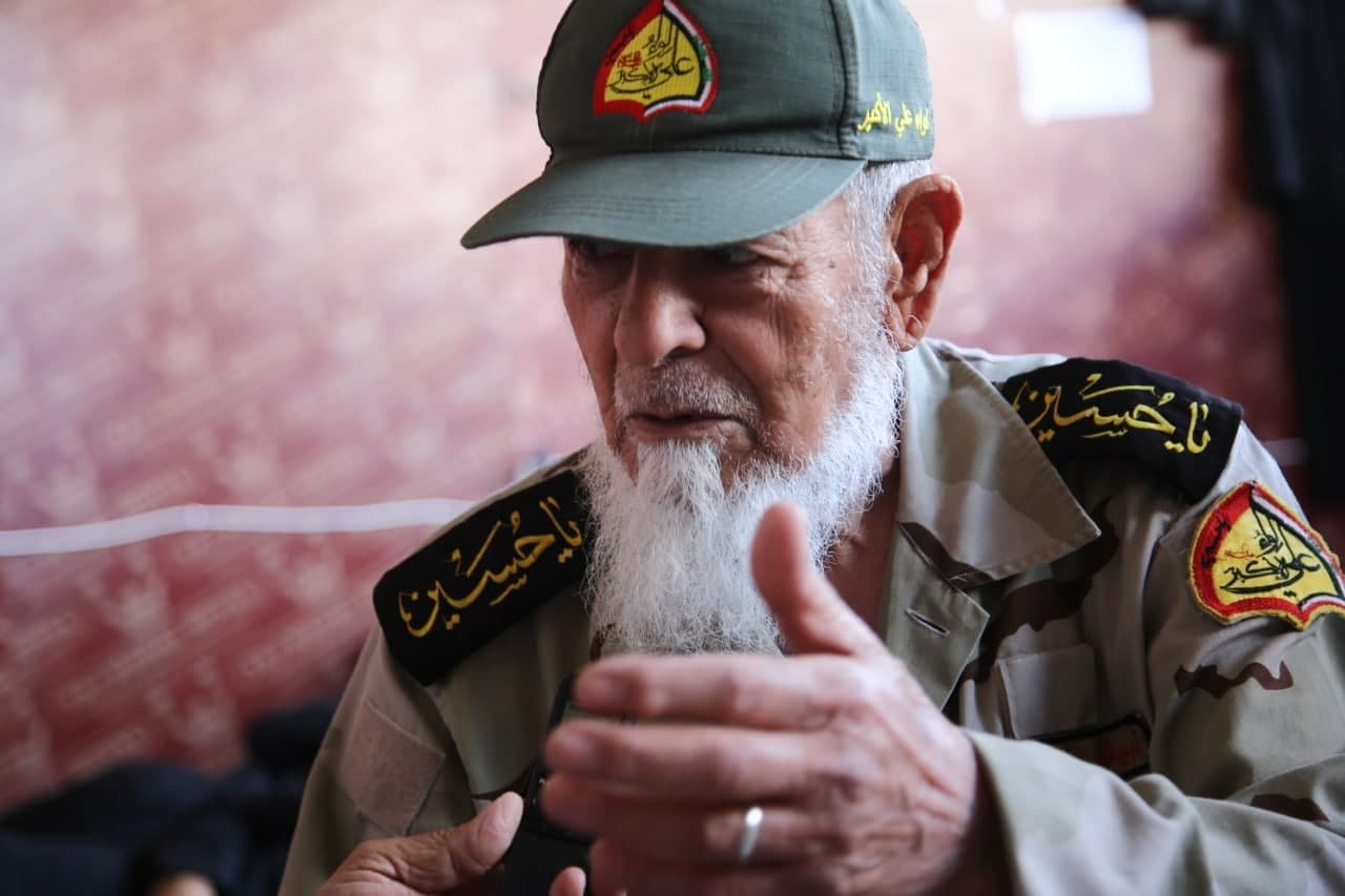 "المتأسي بحبيب بن مظاهر الاسدي"..  تجاوز التسعين .. قاتل الارهاب ويخدم عند الحسين (تقرير مصور)