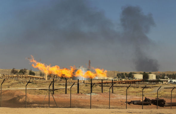 العراق يحدد نهاية عام 2027 لإيقاف حرق الغاز