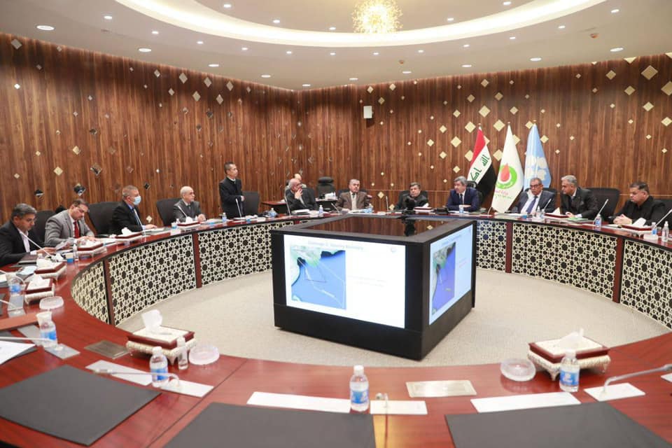 العراق يدعو الى اجراء استكشافات هايدروكاربونية للرقع البحرية بالخليج