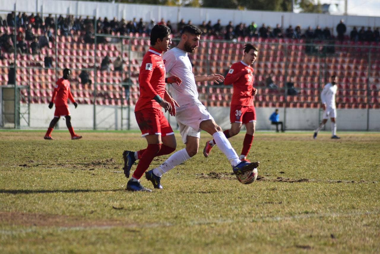 التعادل السلبي ينهي لقاء نوروز وضيفه نفط البصرة