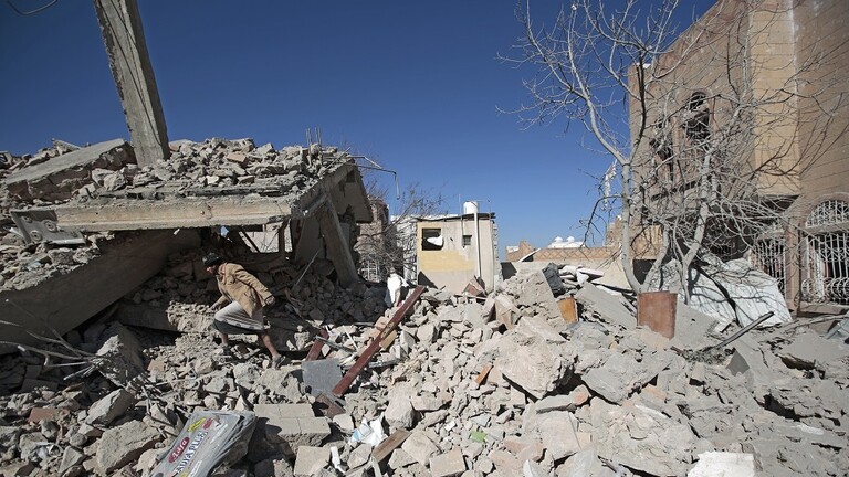 المسيرة: انتشال 5 ضحايا من تحت أنقاض سجن صعدة وحصيلة الوفيات ترتفع إلى 87