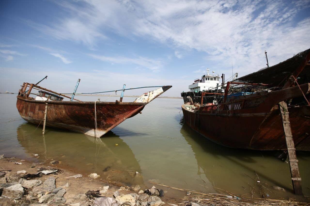 يعانون من الاهمال وخفر السواحل..  صيادوا البصرة احتياجات بسيطة وثروات مهدورة (تقرير مصور)