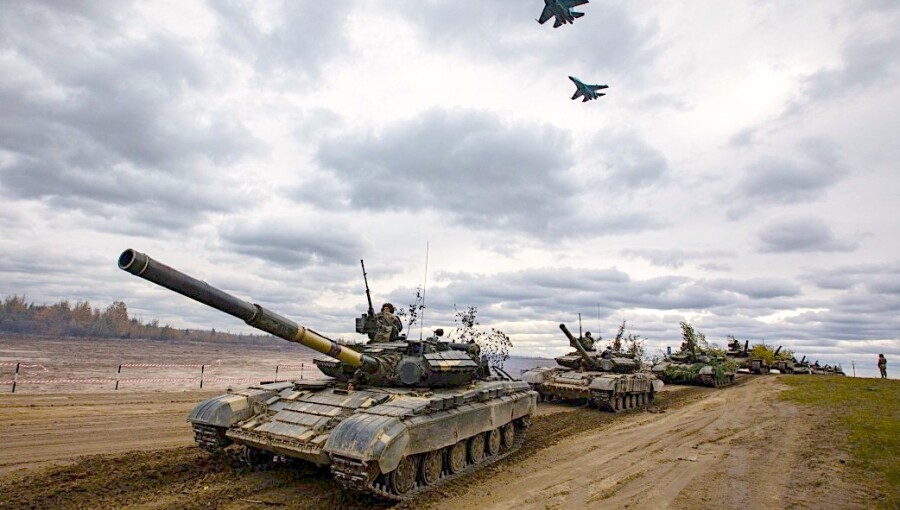 أوكرانيا تعلن بدء الاجتياح البري الروسي لأراضيها