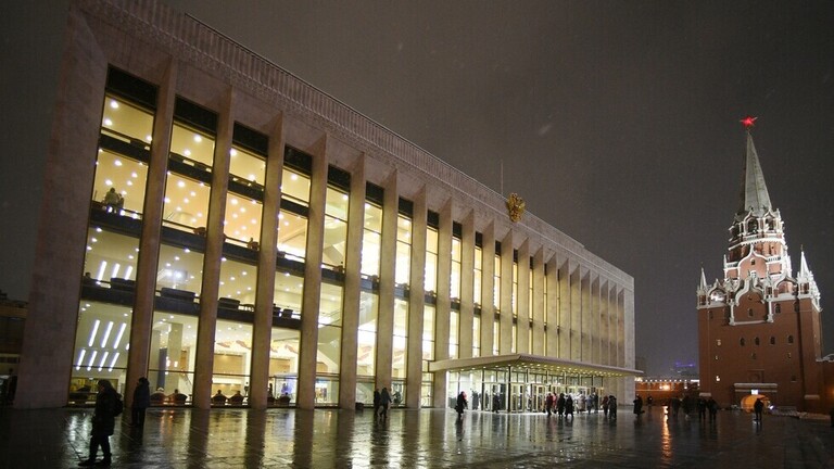 بوتين يستجيب لدعوة زيلينسكي ويرسل وفداً للتفاوض مع أوكرانيا في بيلاروسيا