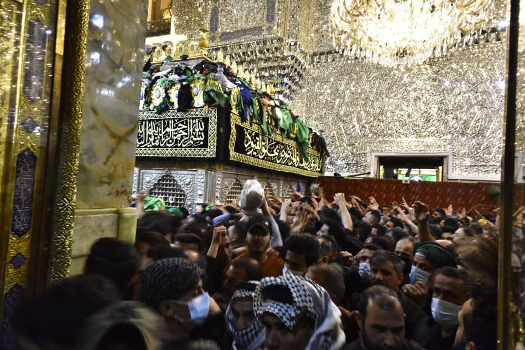 لقطات حصرية.. شاهد حشود الزائرين في الكاظمية المقدسة