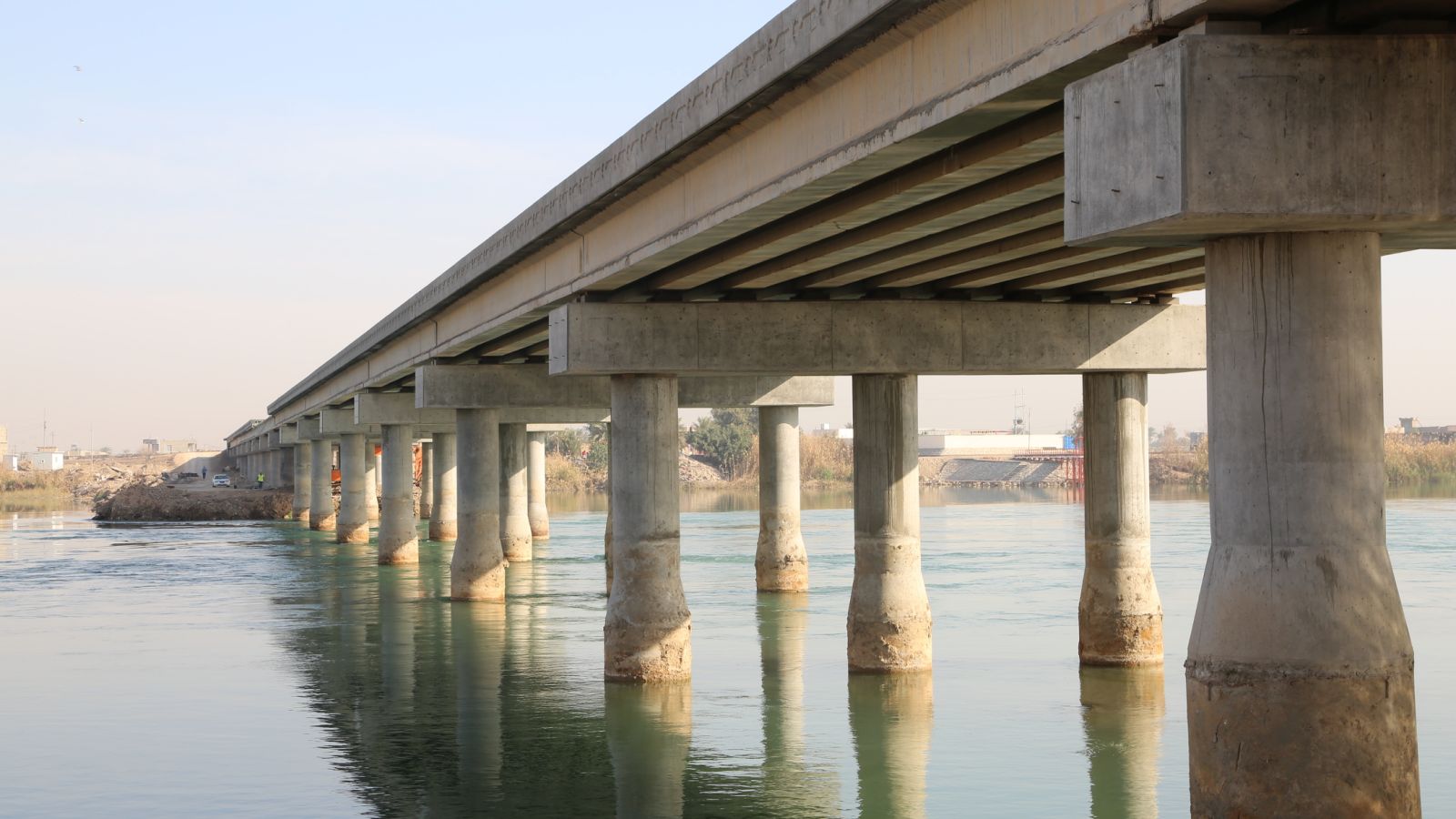 الإعمار تؤكد إنجاز مشروع إنشاء جسر المأمون الكونكريتي بنسبة 93% في الأنبار