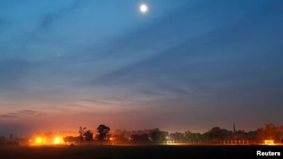 "بالخطأ".. صاروخ هندي يضرب الاراضي الباكستانية