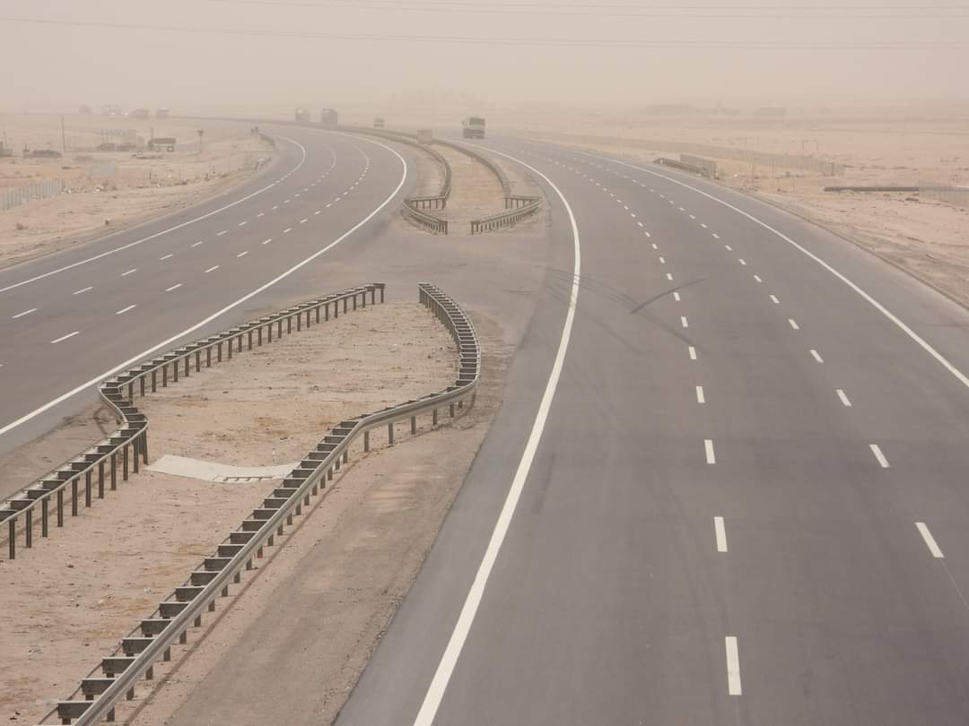 بالصور.. انجاز مشروع تأهيل طريق (رميلة - سفوان) للمرور السريع