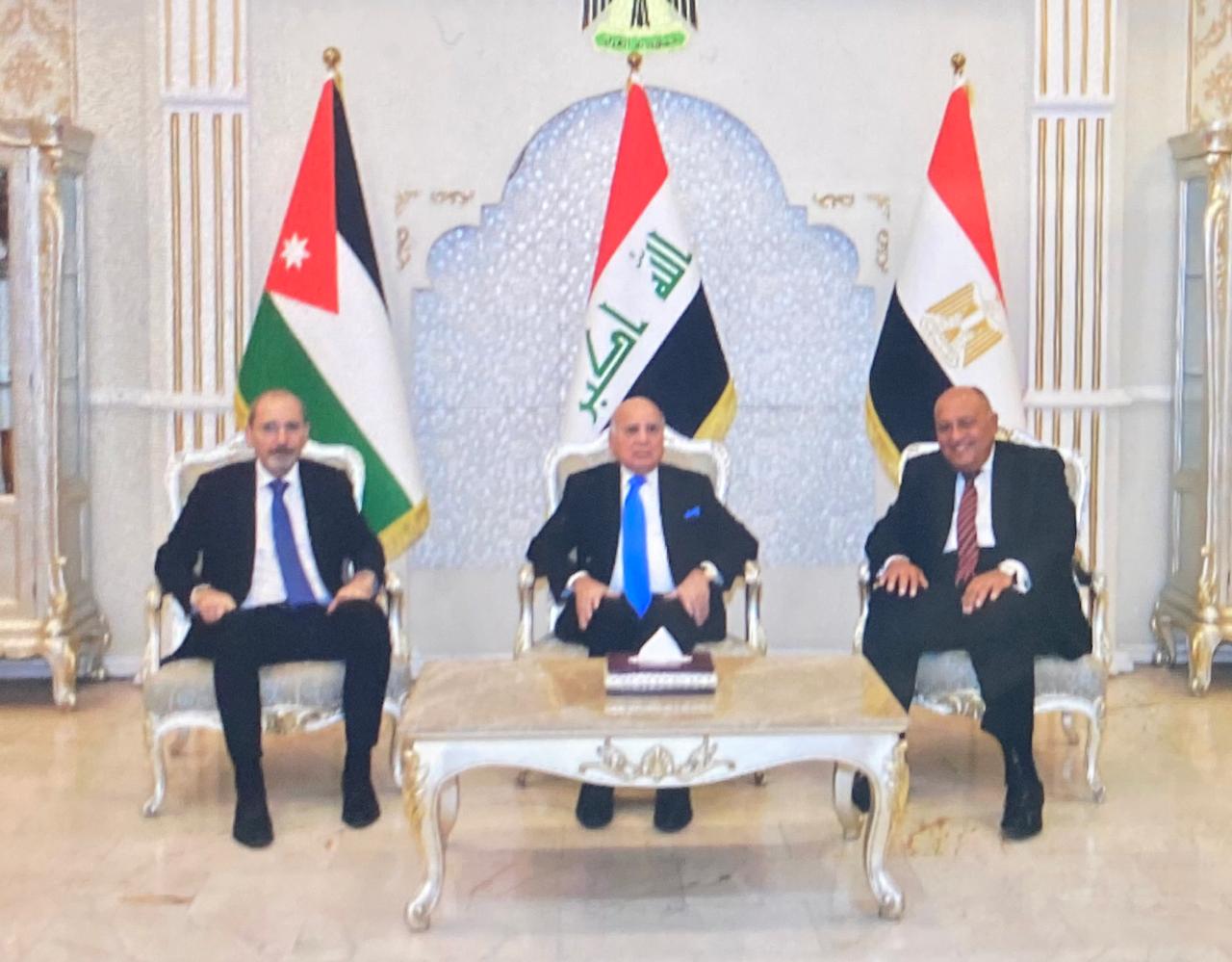 وزيرا خارجية مصر والاردن يصلان الى بغداد