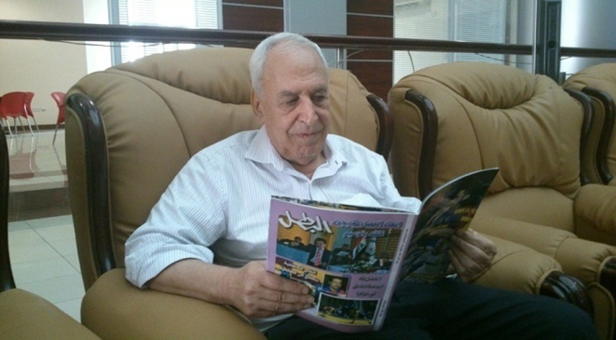 وفاة "شيخ المعلقين" مؤيد البدري بعد صراع مع المرض