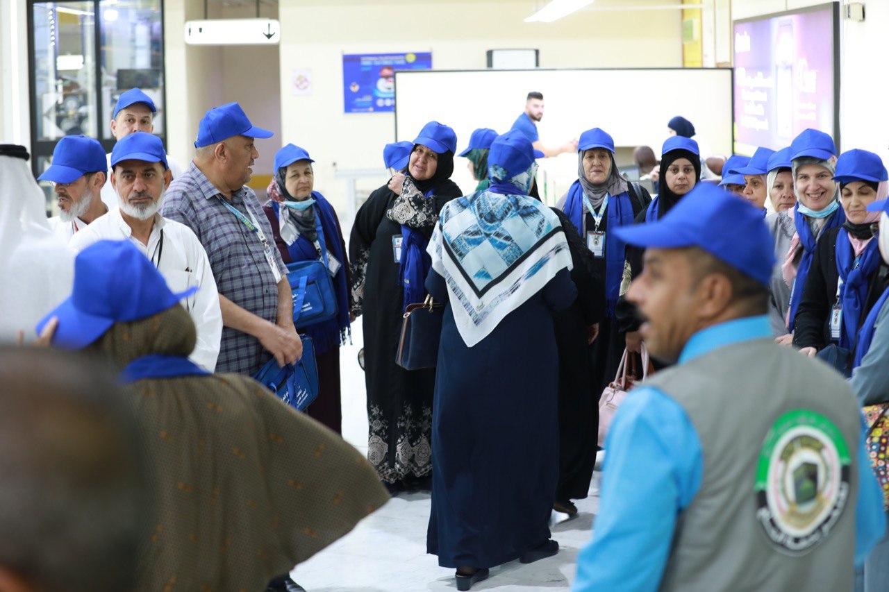 بعد انقطاع لعامين.. اولى قوافل الحجاج العراقيين تنطلق إلى المدينة المنورة