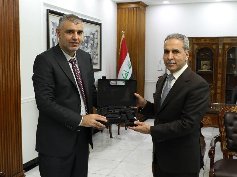 زيدان والدراجي يناقشان الآلية القانونية لإعادة اموال هيئة التصنيع العسكري